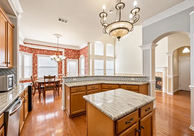 Photo 4 of Single family home for sale at 5549 Mountain Valley Dr, The Colony, TX 75056 | MLS# 21379349 | Listing updated on 2026-09-18