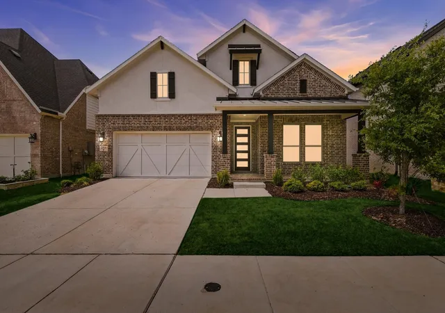Photo 1 of Single family home for sale at 2504 Silver Leaf Dr, Argyle, TX 76226 | MLS# 21378300 | Listing updated on 2026-10-07