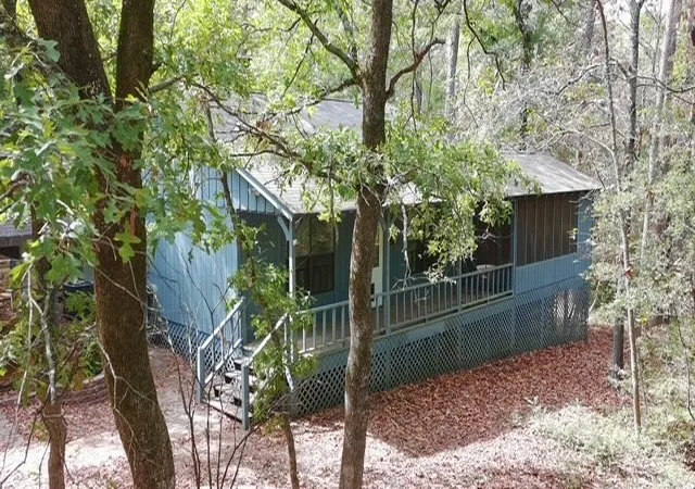 Photo 2 of Single family home for sale at 3071 Holly Trl E, Holly Lake Ranch, TX 75765 | MLS# 21378156 | Listing updated on 2026-09-27