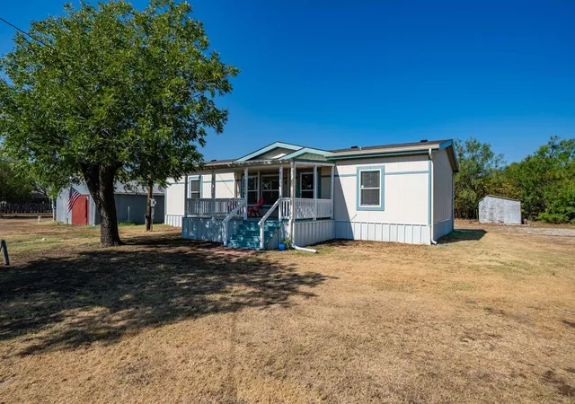 Photo 1 of Manufactured home for sale at 802 S Swenson St, Stamford, TX 79553 | MLS# 21379153 | Listing updated on 2026-09-06