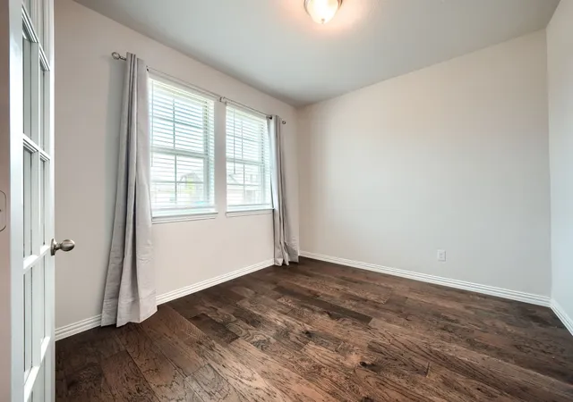 Photo 4 of Single family home for sale at 4118 Silverstein St, Crandall, TX 75114 | MLS# 21379442 | Listing updated on 2026-10-08