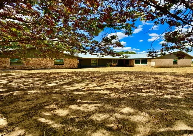 Single family home for sale at 938 County Rd 3341, Paradise, TX 76073 | MLS# 21379458