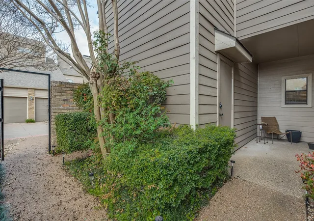 Photo 2 of Condo for sale at 5616 Preston Oaks Rd #1507, Dallas, TX 75254 | MLS# 21379066 | Listing updated on 2026-09-06