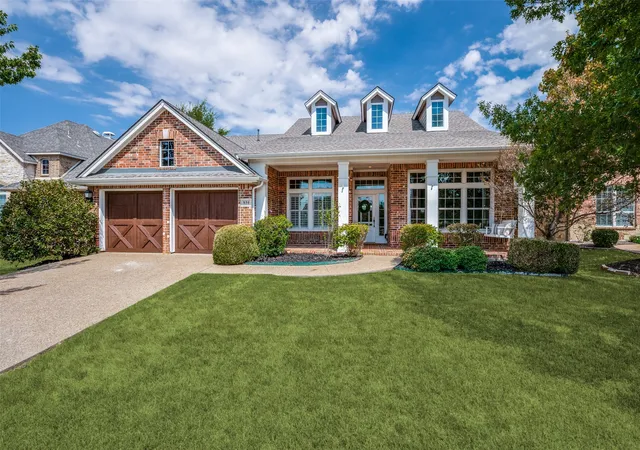 Photo 1 of Sale Pending at 850 Kings View Dr, Prosper, TX 75078 | MLS# 21360836 | Listing updated on 2026-10-03