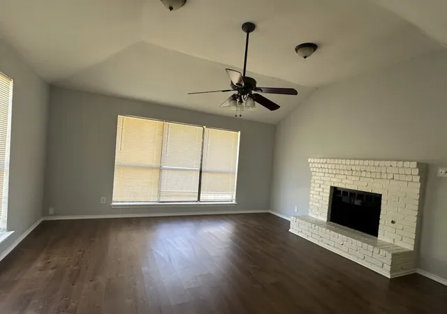 Photo 2 of Single family home for sale at 2217 Crestview Ln, Rowlett, TX 75088 | MLS# 21379586 | Listing updated on 2026-09-17