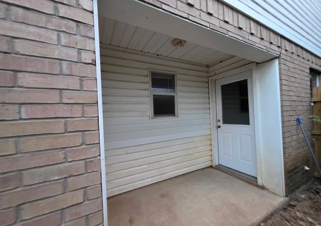 Photo 3 of Single family home for sale at 1249 Village Garden Dr, Azle, TX 76020 | MLS# 21379611 | Listing updated on 2026-09-06