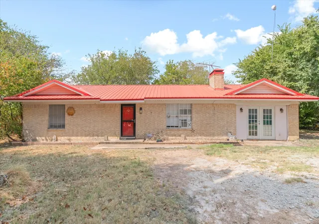 Photo 1 of Single family home for sale at 152 Vz County Rd 3404, Wills Point, TX 75169 | MLS# 21373681 | Listing updated on 2026-10-05
