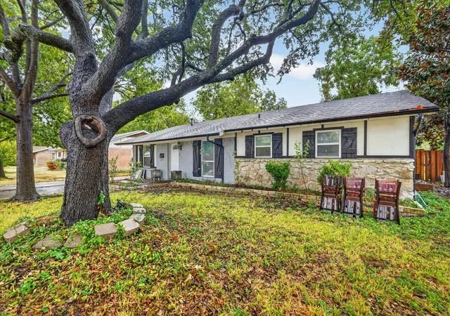 Photo 2 of Single family home for sale at 110 N Bowser Rd, Richardson, TX 75081 | MLS# 21379636 | Listing updated on 2026-10-06