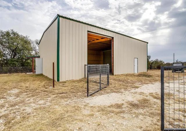 Photo 4 of Single family home for sale at 2523 County Rd 218, Hico, TX 76457 | MLS# 21379756 | Listing updated on 2026-09-26