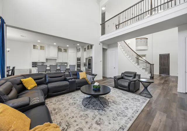 Photo 3 of Single family home for sale at 418 Old Scree Way, Mansfield, TX 76063 | MLS# 21379730 | Listing updated on 2026-09-24
