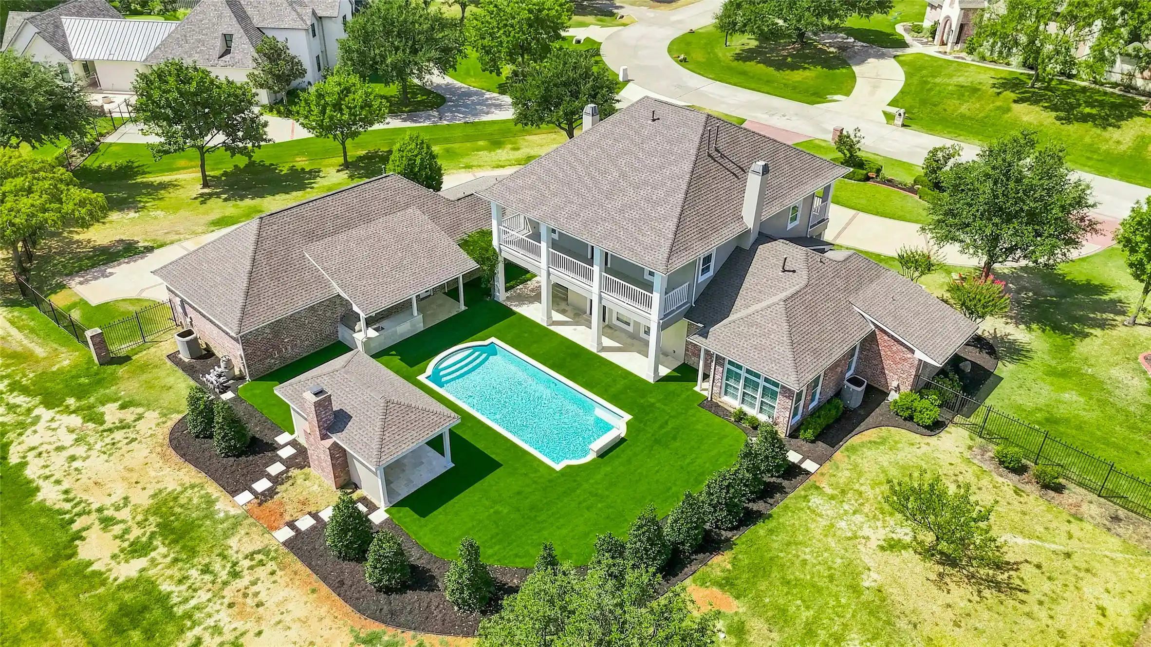 Photo 1 of Single family home for sale at 4573 Mahogany Ln, Lewisville, TX 75077 | MLS# 21372955 | Listing updated on 2026-10-25