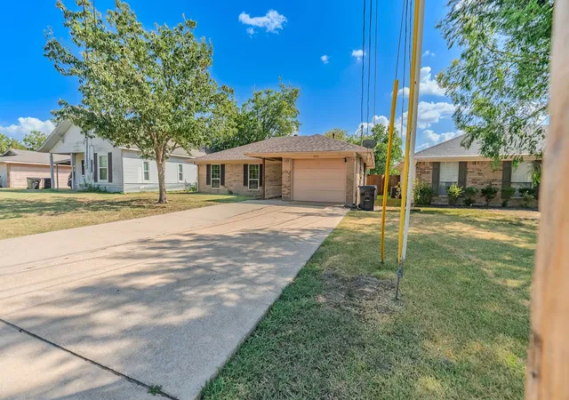 Photo 2 of Single family home for sale at 3311 Mitchell St, Greenville, TX 75402 | MLS# 21379723 | Listing updated on 2026-09-26