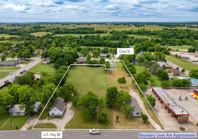 Photo 3 of Single family home for sale at 322&410 E Division St, Muenster, TX 76252 | MLS# 21379858 | Listing updated on 2026-09-07