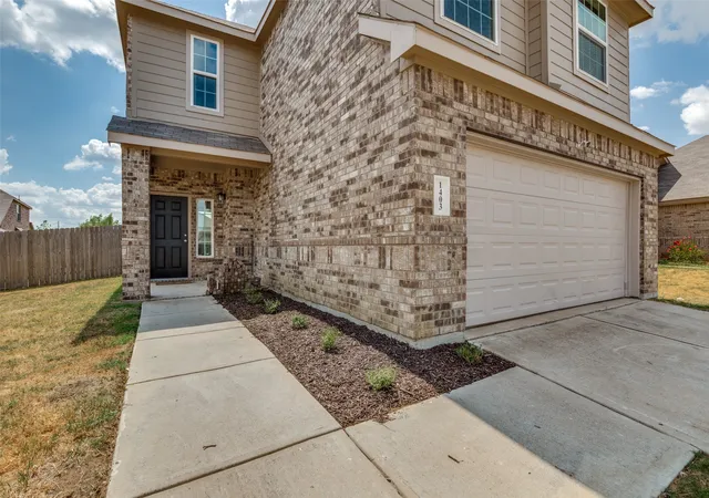 Photo 2 of Single family home for sale at 1403 Kinglet Dr, Ennis, TX 75119 | MLS# 21379883 | Listing updated on 2026-09-07