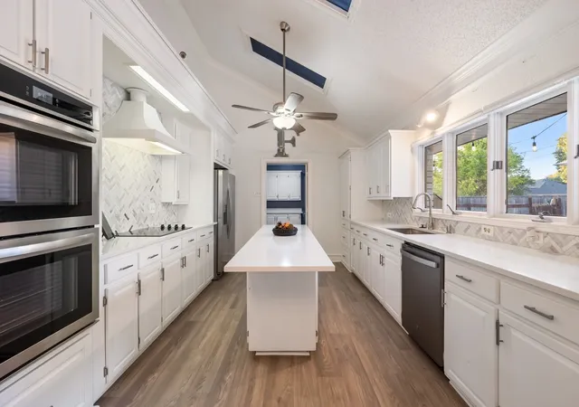 Photo 2 of Single family home for sale at 10633 Buddy Parker Rd, Kemp, TX 75143 | MLS# 21364520 | Listing updated on 2026-09-27