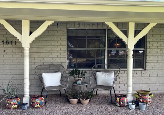 Photo 2 of Single family home for sale at 1811 W Overhill Dr, Stephenville, TX 76401 | MLS# 21379970 | Listing updated on 2026-10-05