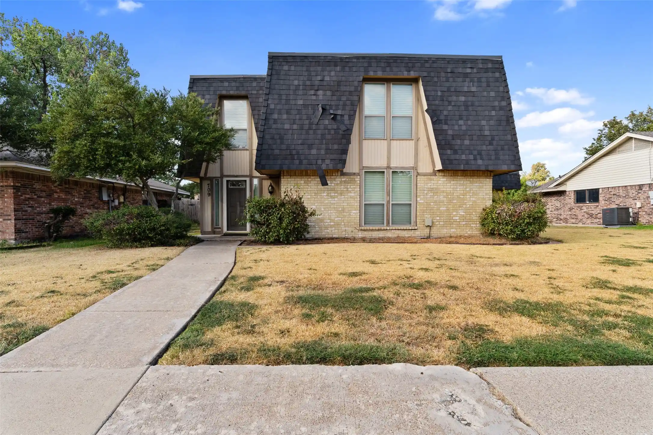 Photo 1 of Single family home for sale at 709 Royal Oaks Dr, Garland, TX 75040 | MLS# 21379786 | Listing updated on 2026-10-29