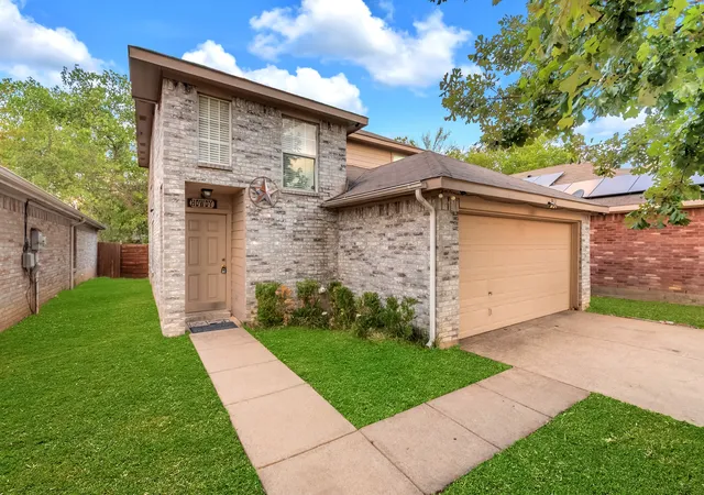 Photo 2 of Single family home for sale at 3517 Apple Valley Way, Dallas, TX 75227 | MLS# 21379393 | Listing updated on 2026-10-06