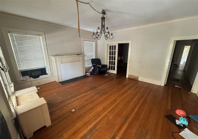 Photo 2 of Single family home for sale at 524 Gladstone Blvd, Shreveport, LA 71104 | MLS# 21380027 | Listing updated on 2026-09-16