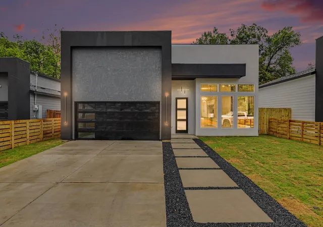 Photo 2 of Single family home for sale at 4536 Luzon St, Dallas, TX 75216 | MLS# 21379966 | Listing updated on 2026-10-04