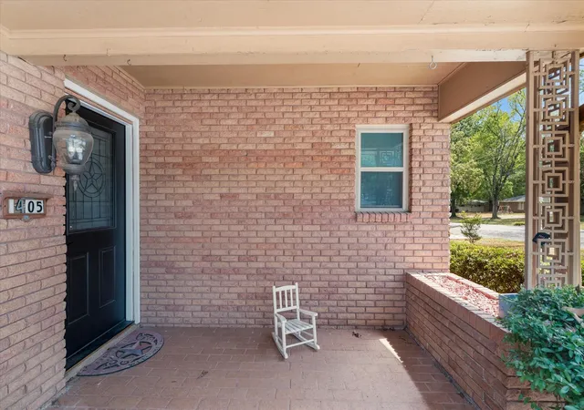 Photo 3 of Sale Pending at 405 Redbud Ln, Mount Pleasant, TX 75455 | MLS# 21376821 | Listing updated on 2026-09-23