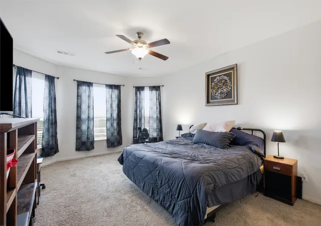 Photo 3 of Single family home for sale at 16 Kramer Ct, Sanger, TX 76266 | MLS# 21380109 | Listing updated on 2026-09-28