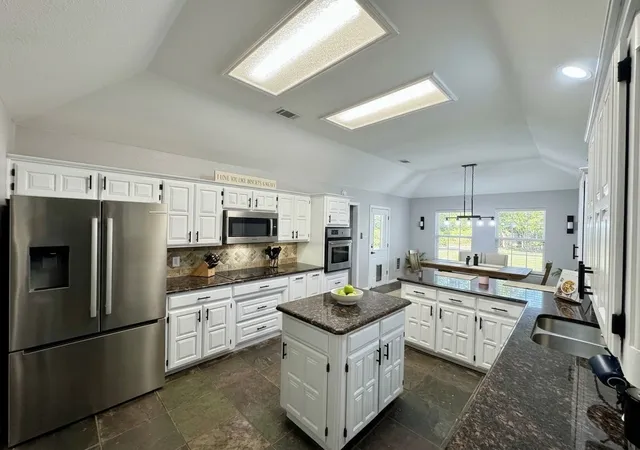 Photo 2 of Single family home for sale at 413 Flagstone Dr, Burleson, TX 76028 | MLS# 21380269 | Listing updated on 2026-10-08