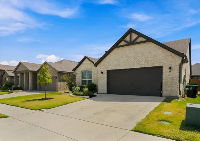 Photo 2 of Single family home for sale at 1961 Bellatrix Dr, Haslet, TX 76052 | MLS# 21377942 | Listing updated on 2026-10-09