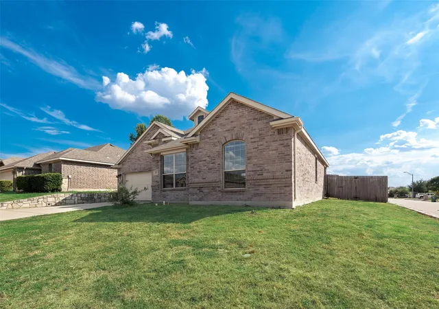Photo 2 of Sale Pending at 215 Fred Ln, Ferris, TX 75125 | MLS# 21377701 | Listing updated on 2026-10-01