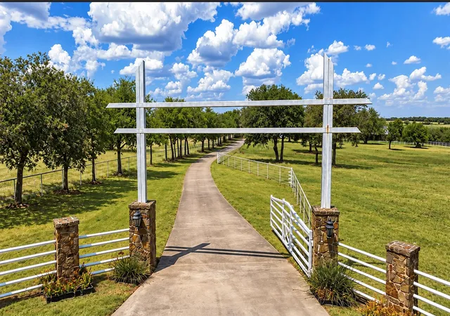 Land for sale at 11918 Riek Rd #!, Krum, TX 76249 | MLS# 21376902