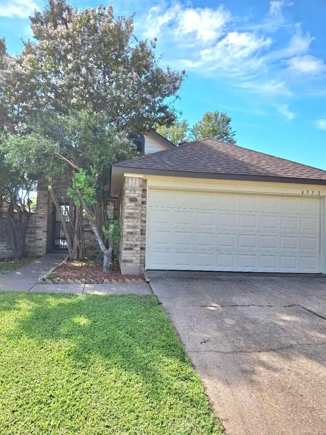 Photo 1 of Single family home for sale at 6932 Cheswick Dr, North Richland Hills, TX 76182 | MLS# 21370154 | Listing updated on 2026-10-17