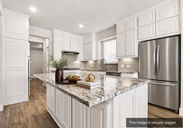 Photo 3 of Single family home for sale at 5245 Great Holw Trl, Fort Worth, TX 76179 | MLS# 21380281 | Listing updated on 2026-10-01