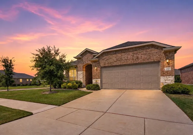 Photo 1 of Single family home for sale at 1790 Bentwater Ln, Frisco, TX 75036 | MLS# 21377643 | Listing updated on 2026-09-30