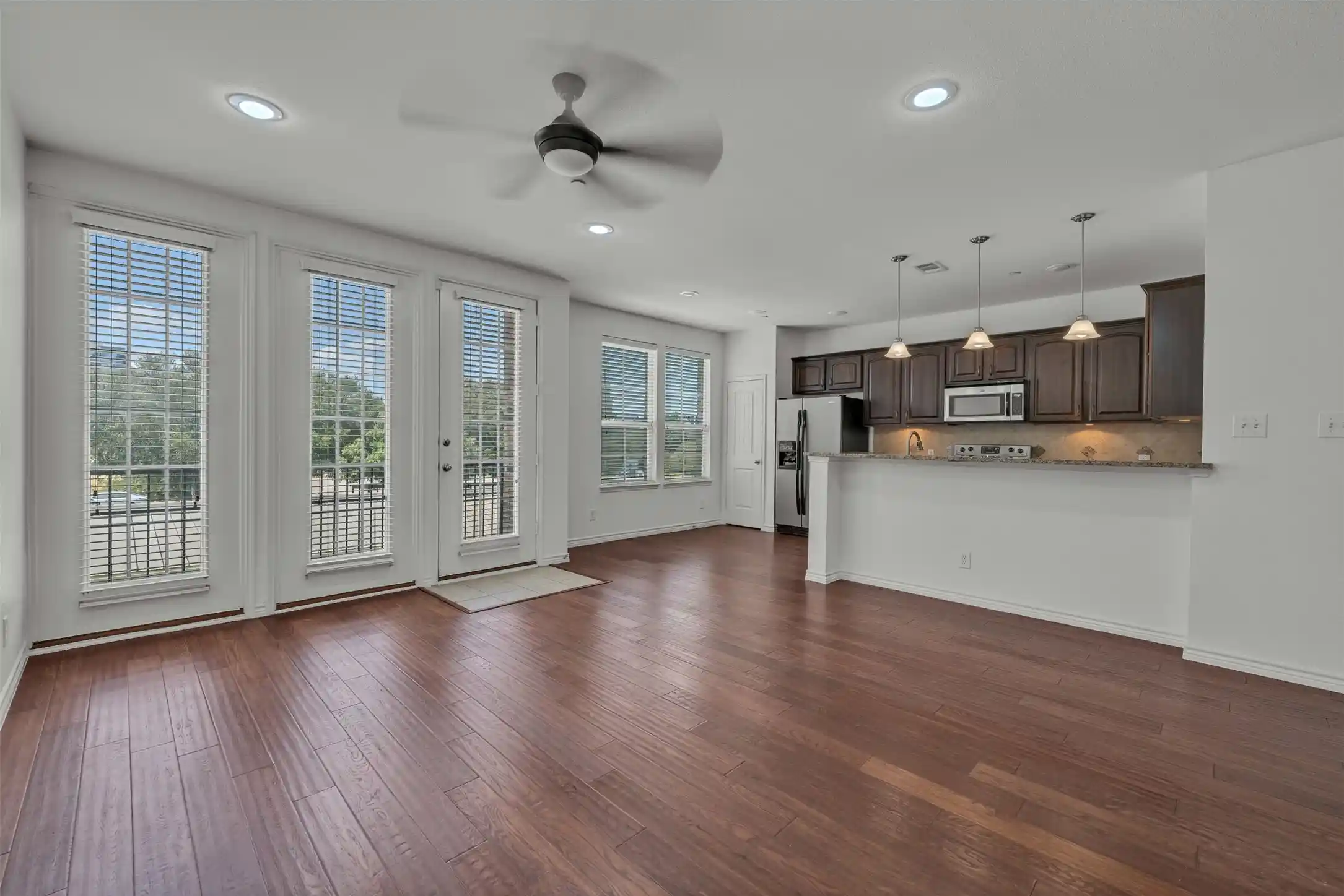 Photo 1 of Condo for sale at 950 Henderson St #1214, Fort Worth, TX 76102 | MLS# 21376321 | Listing updated on 2026-10-25
