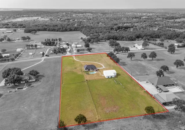 Photo 1 of Land for sale at 7840 Reed Rd, Azle, TX 76020 | MLS# 21380743 | Listing updated on 2026-10-07