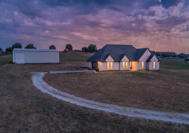 Photo 2 of Land for sale at 7840 Reed Rd, Azle, TX 76020 | MLS# 21380743 | Listing updated on 2026-10-07