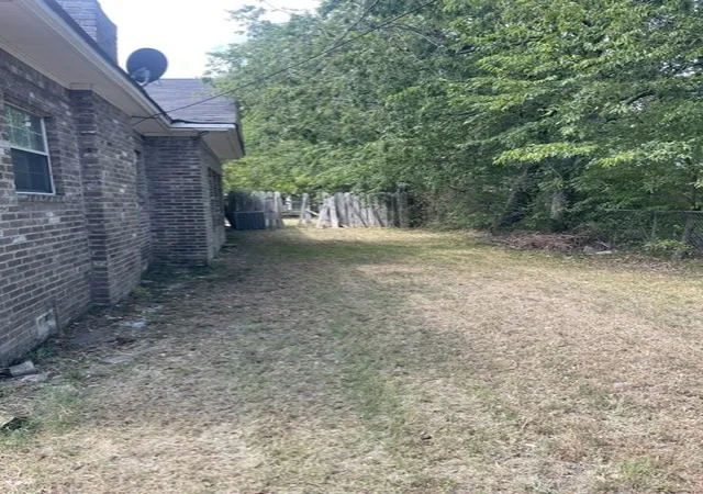 Photo 3 of Single family home for sale at 214 South 4th, Wills Point, TX 75169 | MLS# 21381304 | Listing updated on 2026-09-21