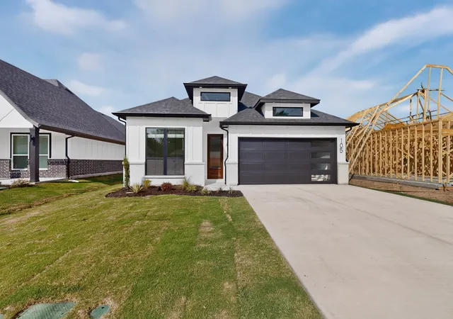 Photo 1 of Single family home for sale at 105 Boone St, Edgewood, TX 75117 | MLS# 21378174 | Listing updated on 2026-09-26