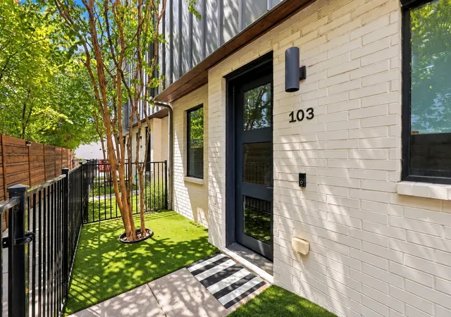 Condo for sale at 5122 Capitol Ave #103, Dallas, TX 75206 | MLS# 21380689 | Listing updated on 2026-10-07