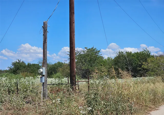 Photo 3 of Land for sale at 5931 Se County Rd 3030, Corsicana, TX 75109 | MLS# 21381491 | Listing updated on 2026-09-30