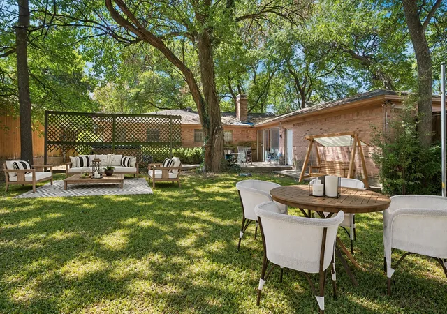 Photo 3 of Sale Pending at 11232 Yorkmont Cir, Dallas, TX 75218 | MLS# 21381594 | Listing updated on 2026-10-07