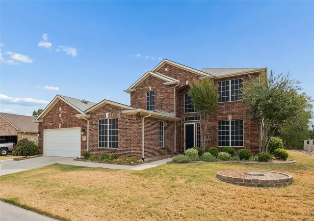 Photo 1 of Single family home for sale at 8713 Franklin Dr, Denton, TX 76207 | MLS# 21365975 | Listing updated on 2026-09-27