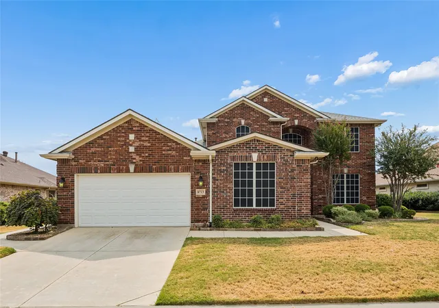 Photo 2 of Single family home for sale at 8713 Franklin Dr, Denton, TX 76207 | MLS# 21365975 | Listing updated on 2026-09-27