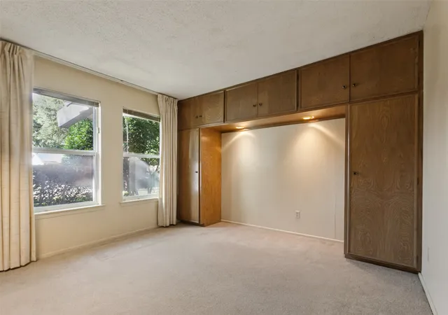 Photo 2 of Single family home for sale at 428 Sandy Trl, Richardson, TX 75080 | MLS# 21351035 | Listing updated on 2026-10-04