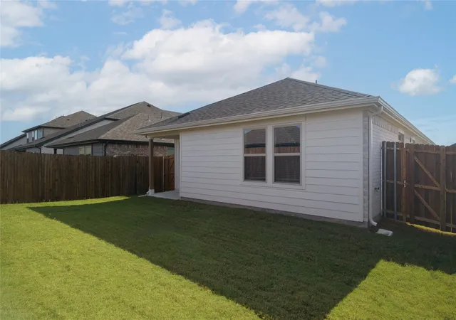 Photo 2 of Single family home for sale at 2611 Hawkins St, Anna, TX 75409 | MLS# 21381766 | Listing updated on 2026-10-08