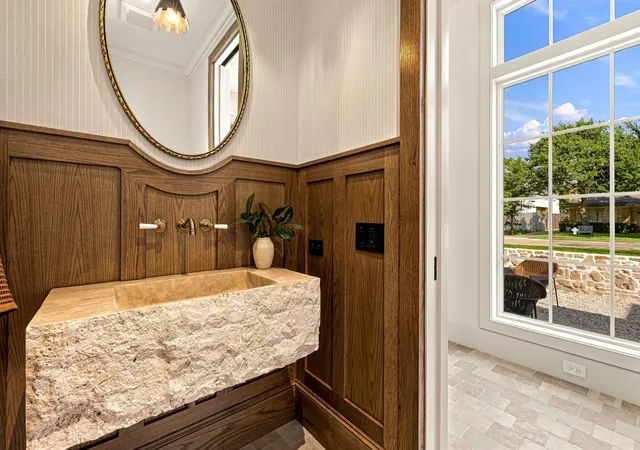 Photo 2 of Single family home for sale at 6526 Woodland Dr, Dallas, TX 75225 | MLS# 21380975 | Listing updated on 2026-10-09