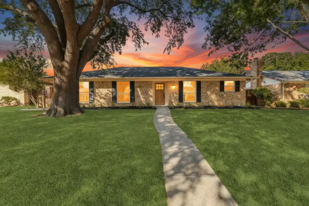 Photo 1 of Sale Pending at 4925 Willowhaven Cir, Garland, TX 75043 | MLS# 21380776 | Listing updated on 2026-10-21