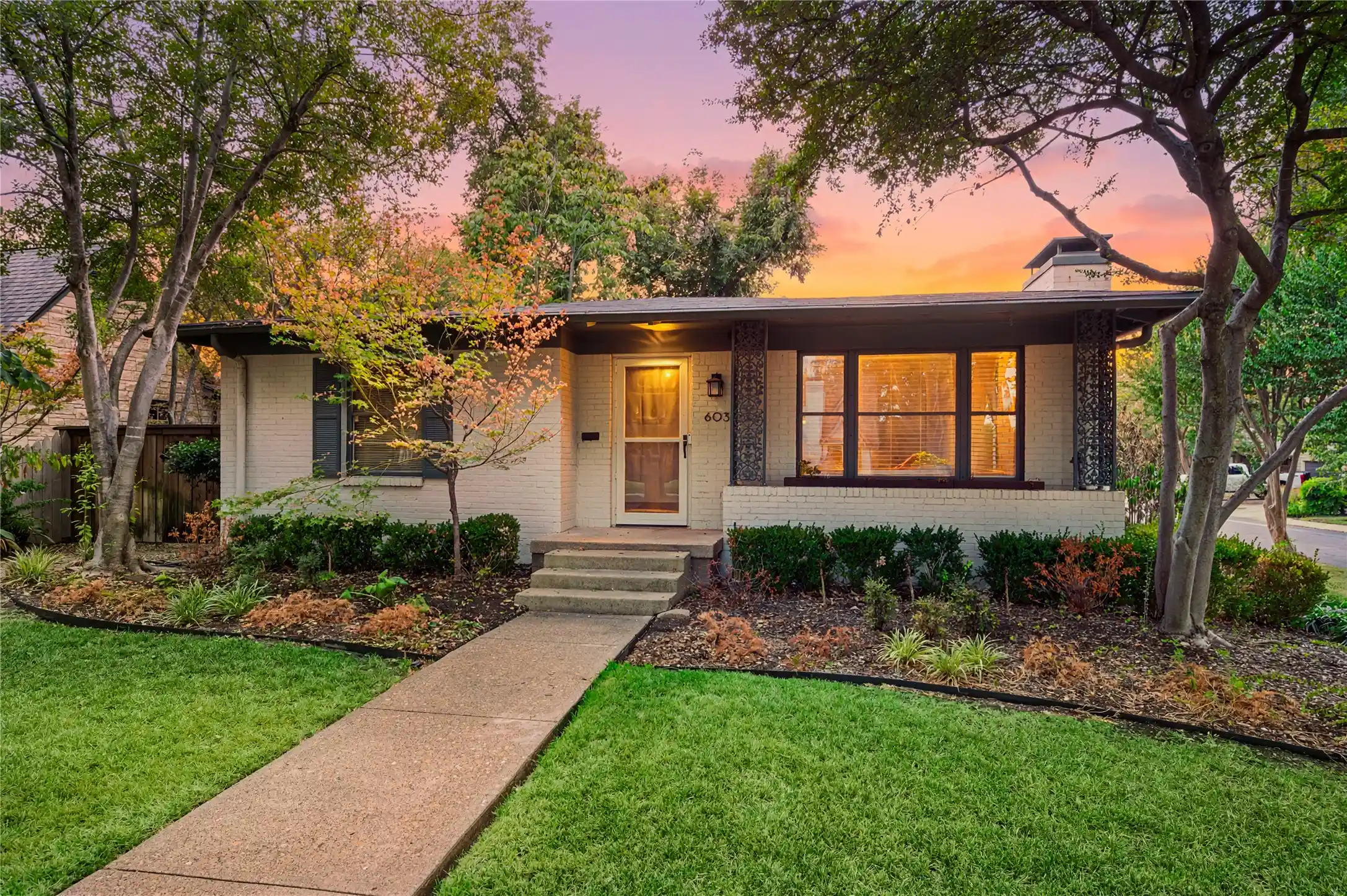 Photo 1 of Single family home for sale at 603 Clermont Ave, Dallas, TX 75223 | MLS# 21381855 | Listing updated on 2026-10-21