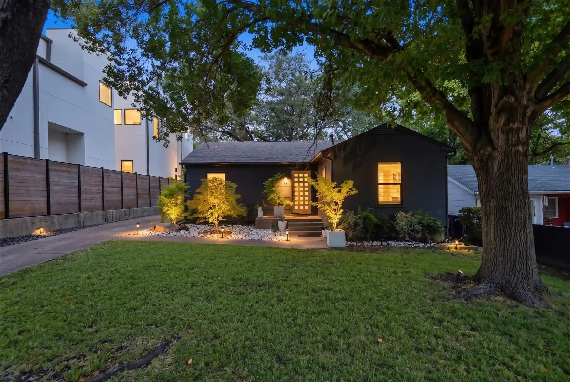 Photo 1 of Sale Pending at 1906 Lakeland Dr, Dallas, TX 75218 | MLS# 21371343 | Listing updated on 2026-10-15