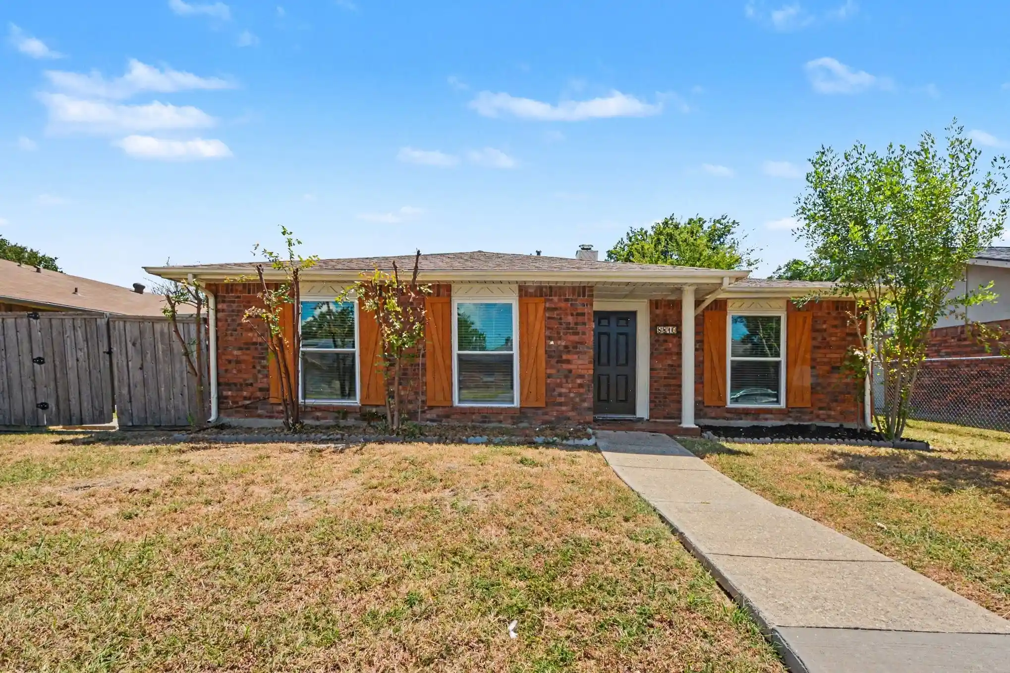 Single family home for sale at 8810 Miami Dr, Rowlett, TX 75088 | MLS# 21375777